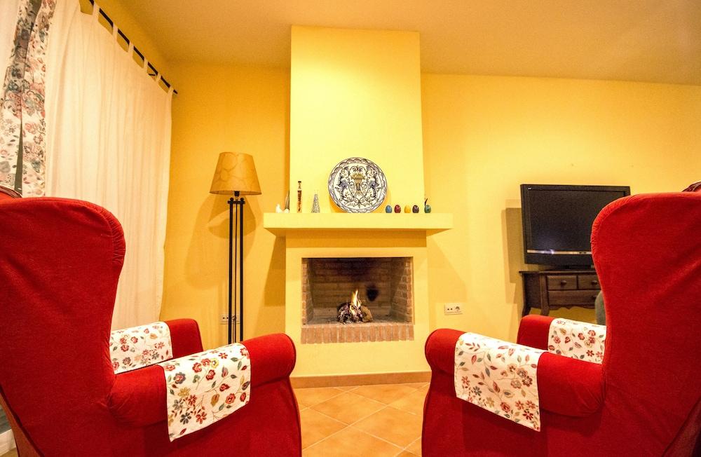 Hotel Rural Sierra Tejeda Alcaucín エクステリア 写真