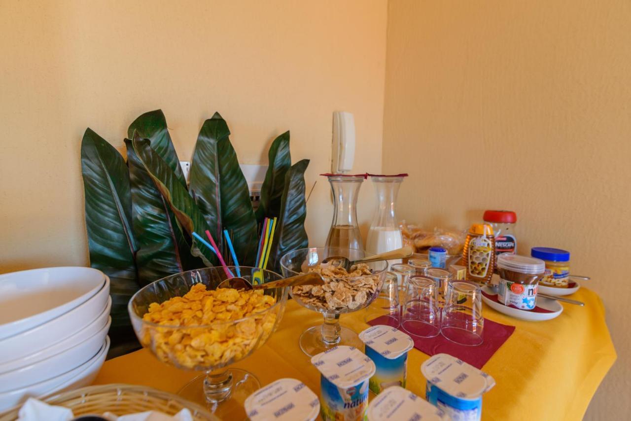 Hotel Rural Sierra Tejeda Alcaucín エクステリア 写真