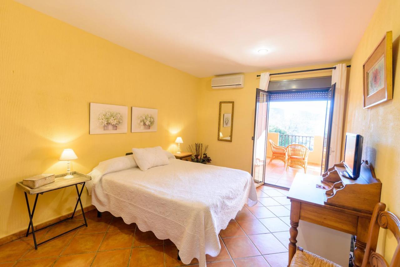 Hotel Rural Sierra Tejeda Alcaucín エクステリア 写真